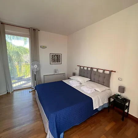 Pansiyon Delle Gazanie -camera In -vista Panoramica Sul Golfo